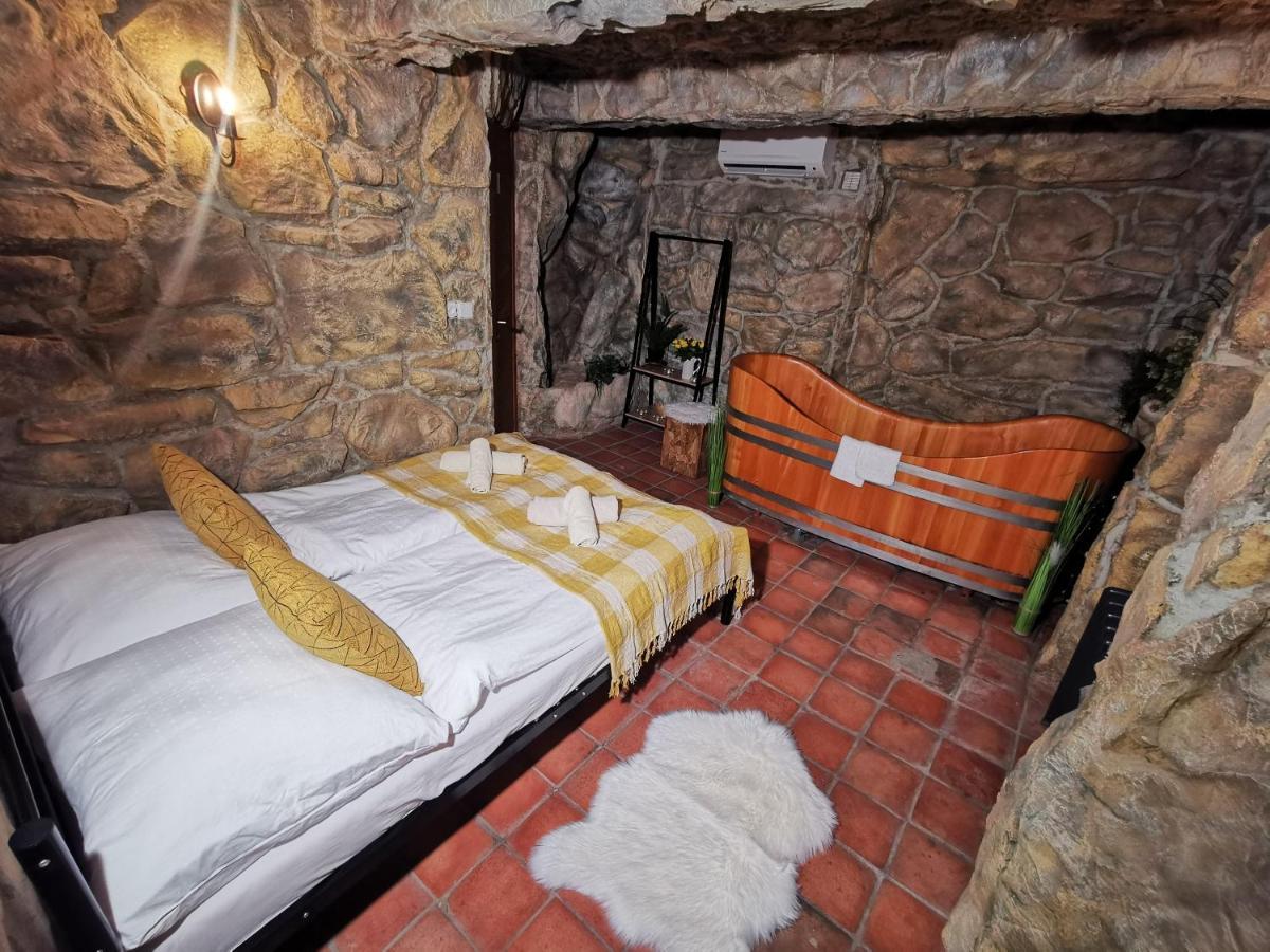 Hotel U Cisare Iii. Мельник Экстерьер фото